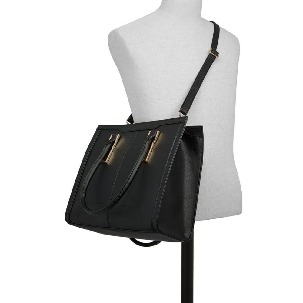 BRAND NEW women call it spring black clubc shoulder / crossbody bag